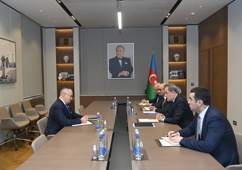 Ceyhun Bayramov Yunanıstanın Azərbaycandakı səfiri ilə görüşüb
