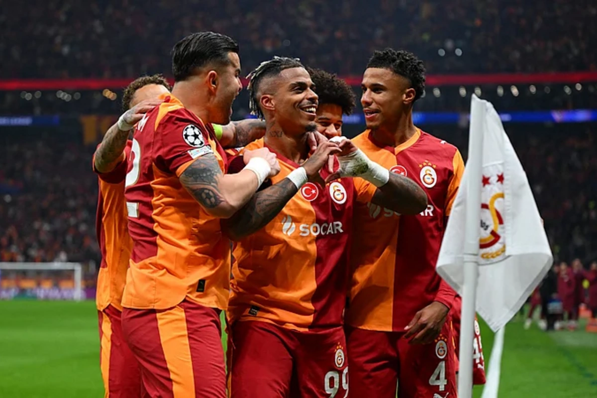 Çl-nin 1/8 final mərhələsinin ilk oyunları keçirilib