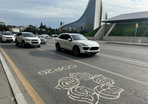 COP29 zolaqlarında yol nişanlarının sökülməsinə başlanılıb