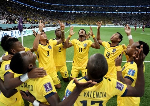 DÇ-2022: Açılış oyununda ilk hissə başa çatıb