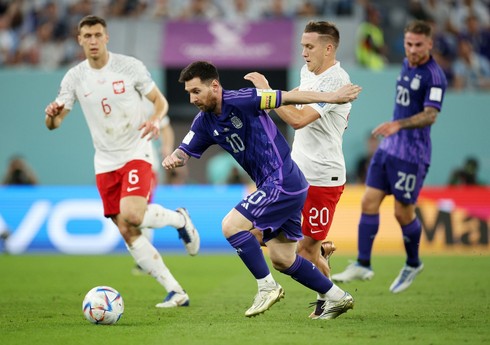 DÇ-2022: Argentina və Polşa yığmaları 1/8 finala vəsiqə qazanıb