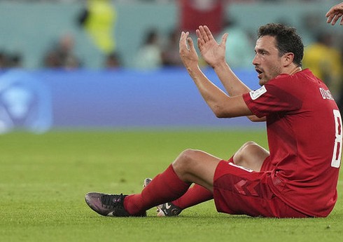 DÇ-2022: Danimarka millisinin aparıcı futbolçusu mundialın qalan hissəsini buraxacaq