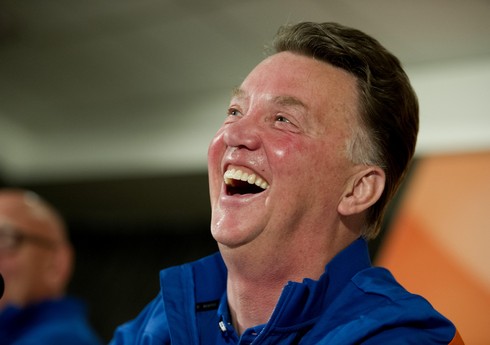 DÇ-2022: Lui van Qal italiyalı baş məşqçinin rekordunu təkrarlayıb