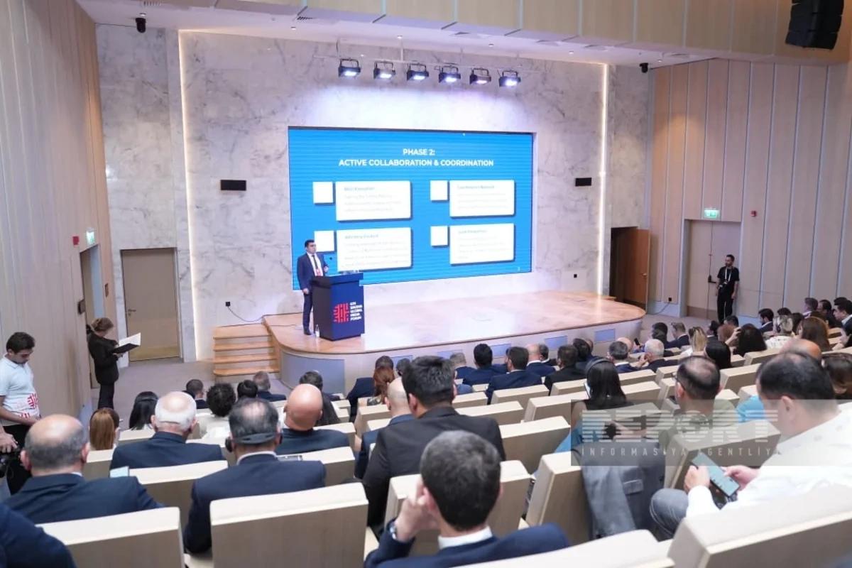 D-8 Media Mükəmməllik Mərkəzinin strategiyasının təqdimatı keçirilib D-8 Media Mükəmməllik Mərkəzinin strategiyasının təqdimatı keçirilib