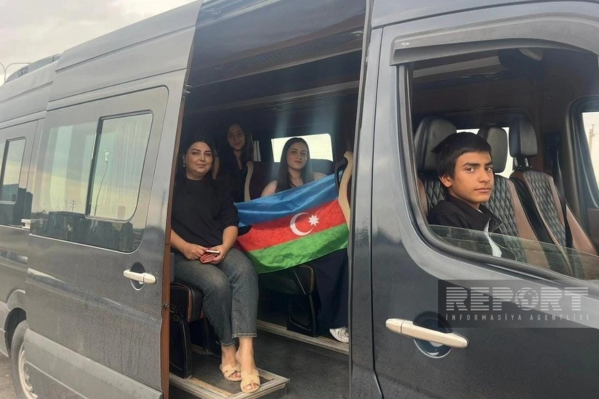 Daşbulaq kəndinə köçən ailələrə mənzillərin açarları təqdim olunub