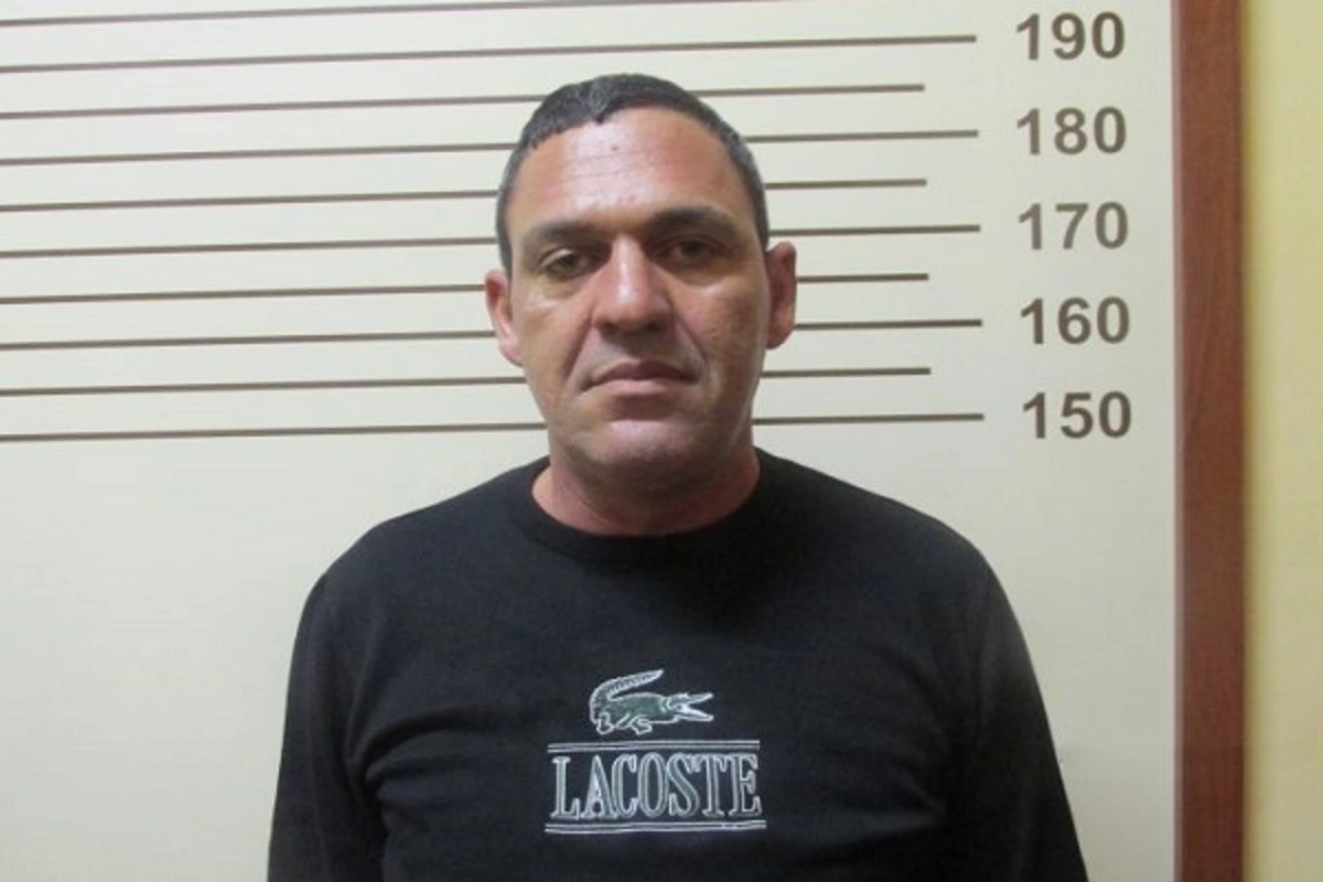 Dələduzluq və oğurluq əməllərinə görə həbs edildi