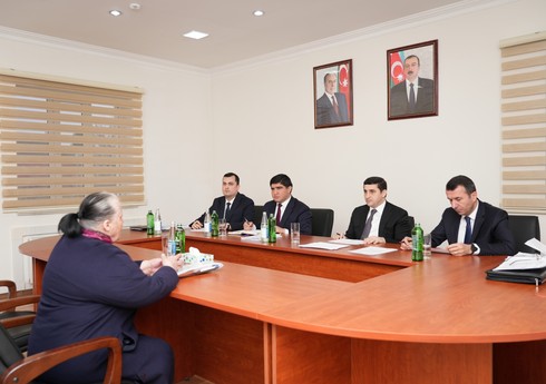 Ədliyyə naziri Şirvanda vətəndaşları qəbul edib