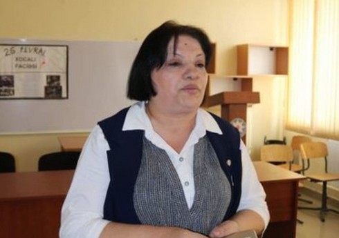 İşdən azad olunmuş məktəb direktoruna başqa vəzifə verilməyib - RƏSMİ