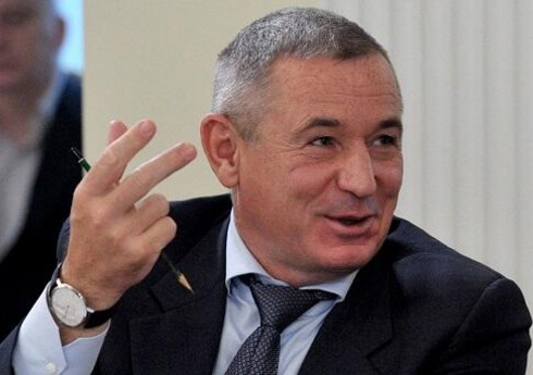 Dollar milyarderi Rusiya vətəndaşlığından imtina edib