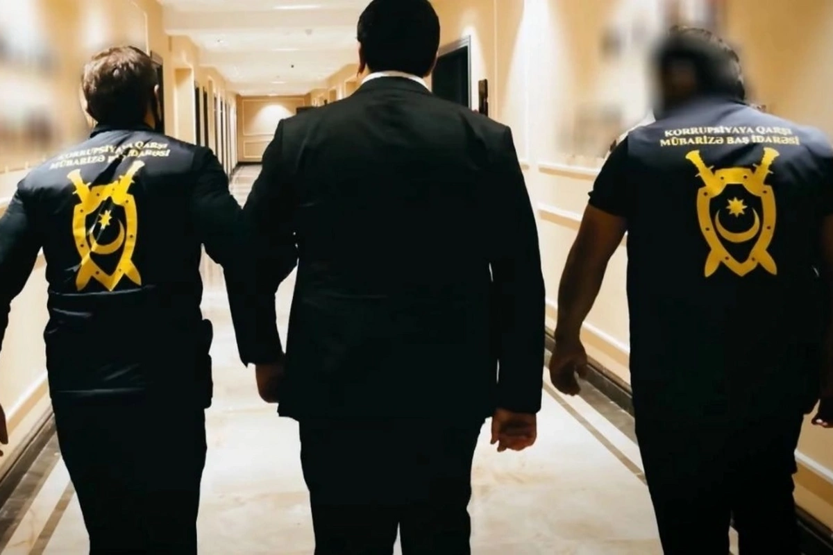 Dövlət agentliyində KORRUPSİYA ƏMƏLİYYATI - Bir neçə vəzifəli şəxs saxlanıldı