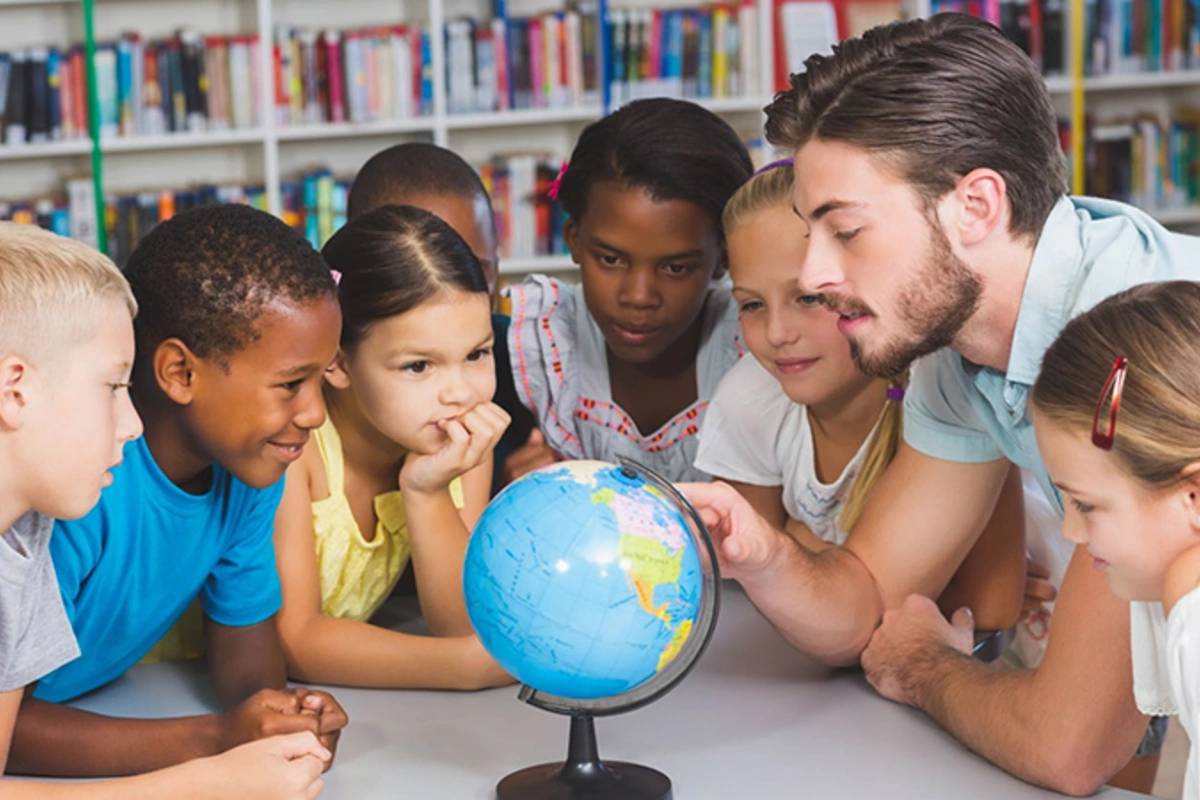 Dünyada təhsillə bağlı qəribə və maraqlı qaydalar – Qabaqcıl ölkələrdə vəziyyət necədir?