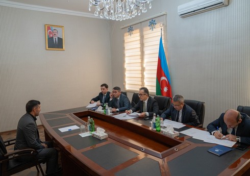 Dövlət Komitəsinin sədri Ağcabədidə vətəndaşları qəbul edib