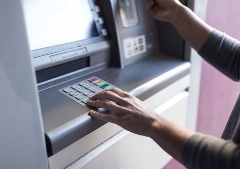 Dövlət qulluqçularına ömürlük müavinətin təyin olunması elektronlaşdırılır