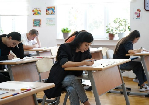 Dövlət qulluğunda inzibati icraçı vəzifələr üzrə test imtahanı keçirilib - YENİLƏNİB