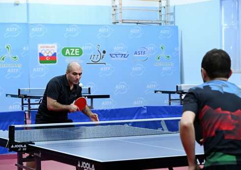 Dövlət qurumlarının əməkdaşları arasında stolüstü tennis yarışı keçirilib