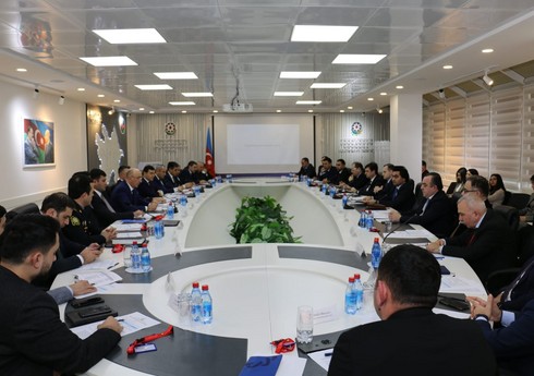 Ekoloji təmiz və təhlükəsiz nəqliyyat vasitələri ilə bağlı Yol Xəritəsi təqdim olunub