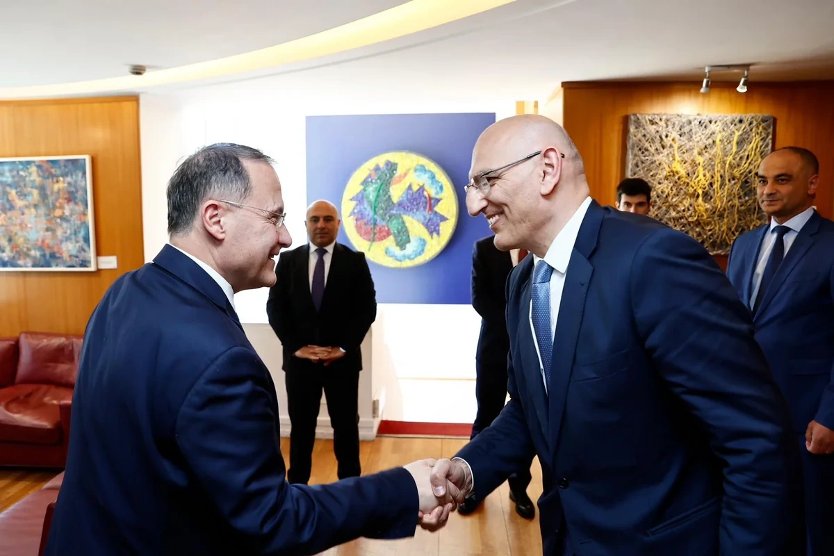 Elçin Əmirbəyov və Edmondo Çirielli Azərbaycan-İtaliya tərəfdaşlığının möhkəmləndirilməsini müzakirə ediblər