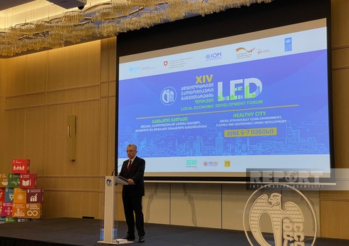 Eldar Əzizov: Azərbaycan təmiz şəhər, yaşıl mühit və enerji təhlükəsizliyinə xüsusi diqqət yetirir