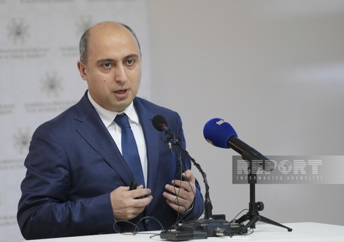 Elm və təhsil naziri: Kamera ilə müəllimin arxasınca düşüb çəkmək olmaz