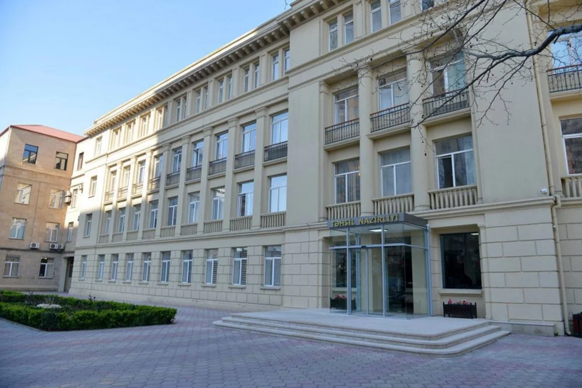 Elm və Təhsil Nazirliyi: İranlı nazirin açıqlaması Azərbaycanın daxili işlərinə müdaxilə cəhdidir