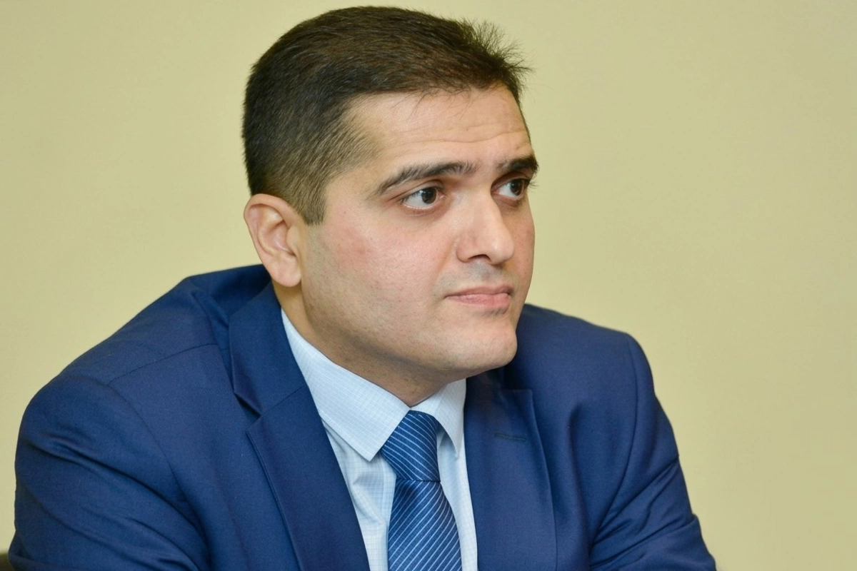 Elxan Şahinoğlu: 