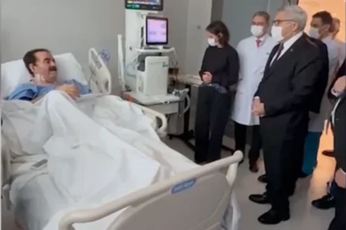 Əməliyyat olunan İbrahim Tatlısesin xəstəxanadan görüntüləri yayıldı