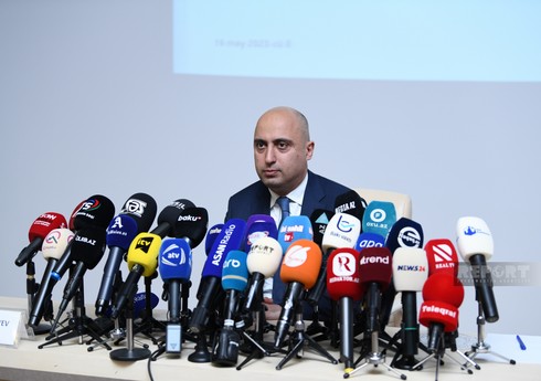 Emin Əmrullayev tədris ilinin sentyabrın 1-dən başlamasını təklif edib