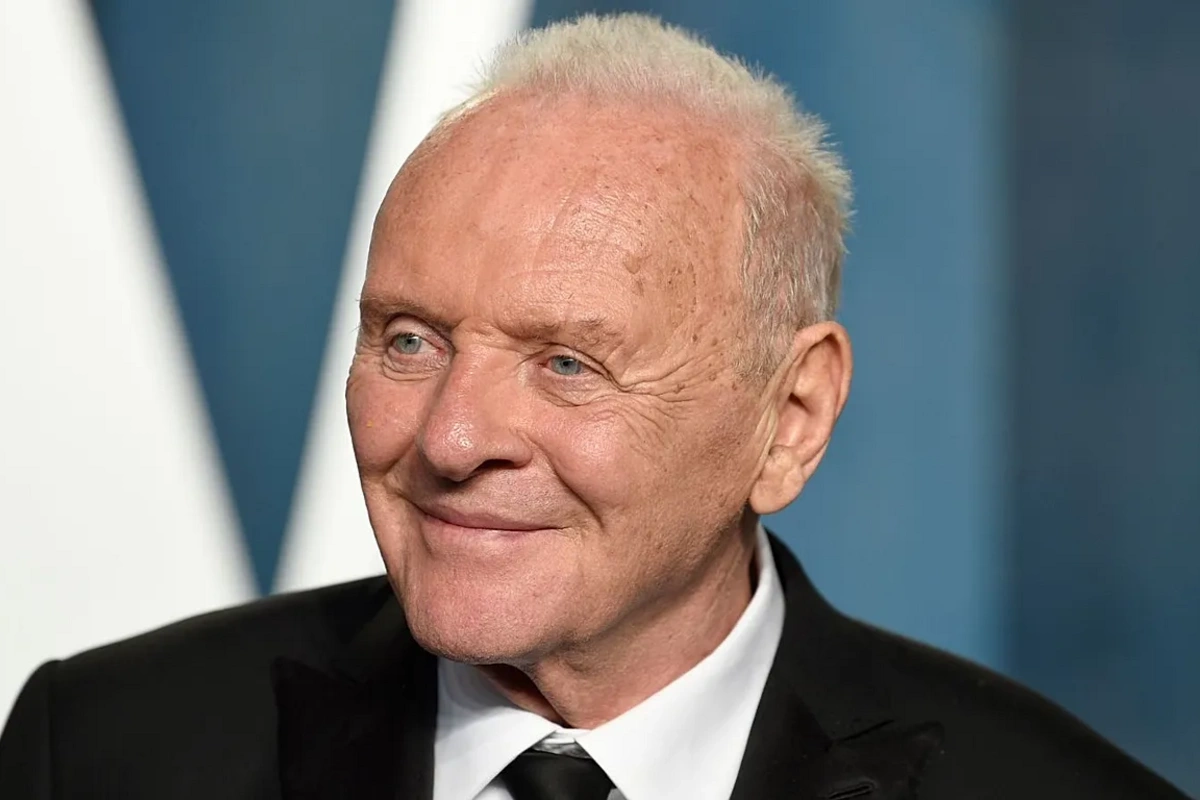 Entoni Hopkins 88 yaşında ilk sinqlını təqdim etdi