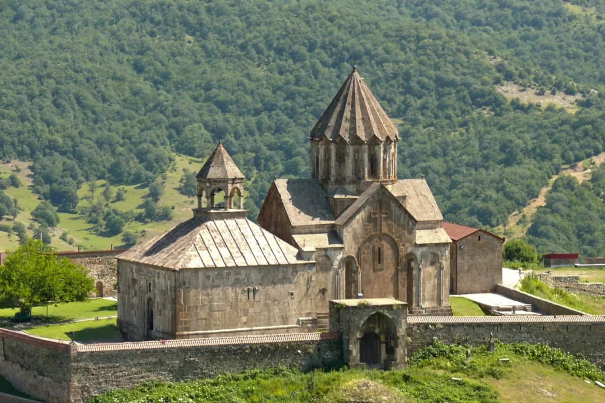 Erməni feyk yaradıcılığı - San-Ladzaro-delyi-Armeni adasından Qarabağın Gəncəsərinədək Erməni feyk yaradıcılığı - San-Ladzaro-delyi-Armeni adasından Qarabağın Gəncəsərinədək