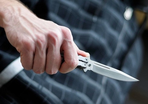 Ermənistanın Müdafiə Nazirliyinin qulluqçusu bıçaqlanıb