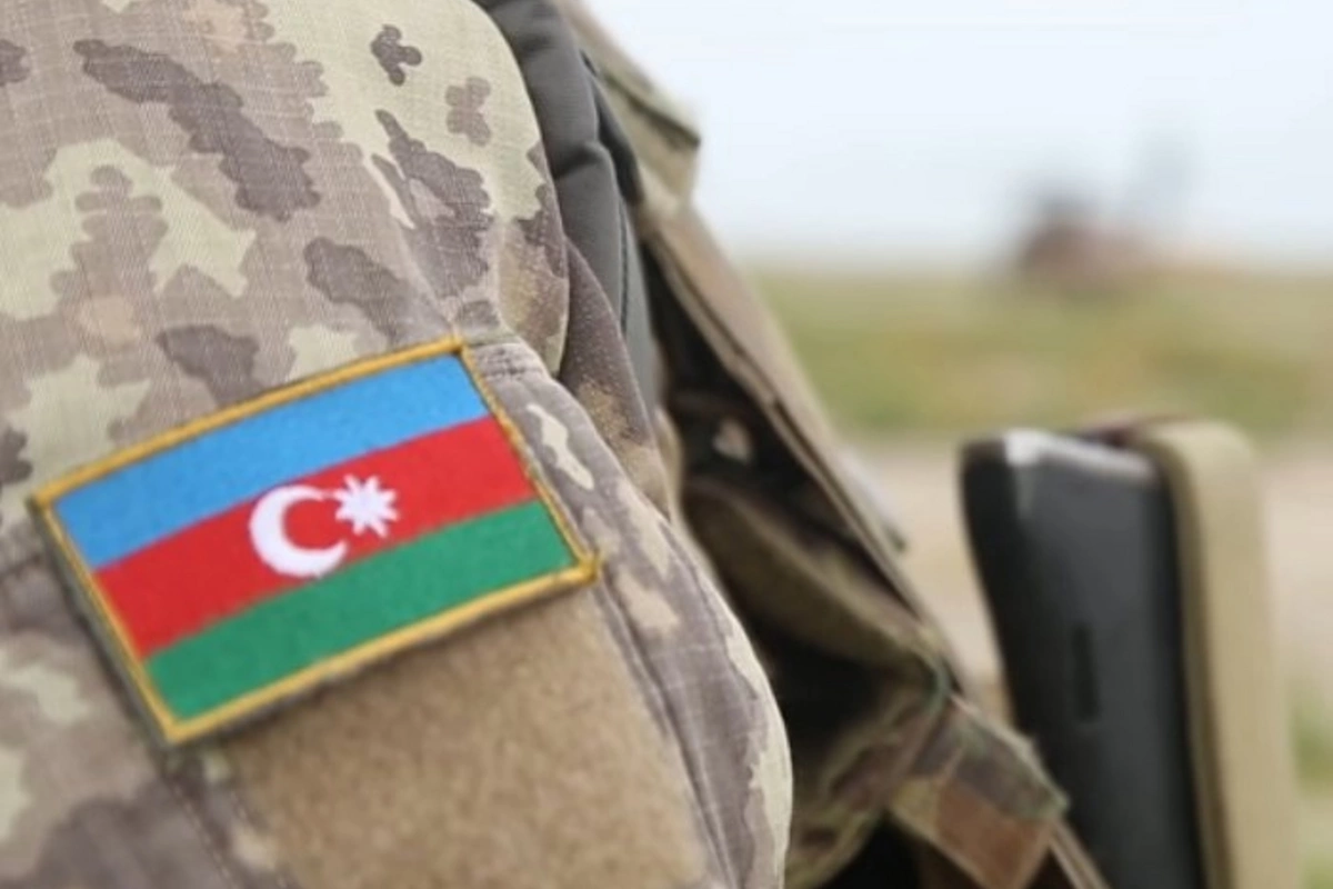 Əsgərin 40 dərəcə hərarəti olubmuş - Ölümü ilə bağlı həbs edilən var Əsgərin 40 dərəcə hərarəti olubmuş - Ölümü ilə bağlı həbs edilən var