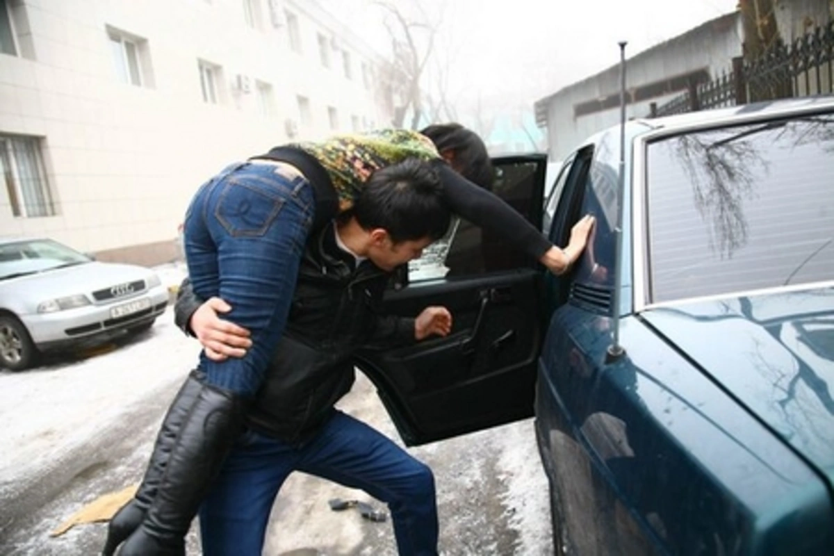 Evlənmək üçün qız qaçıran şəxslərə HÖKM OXUNDU