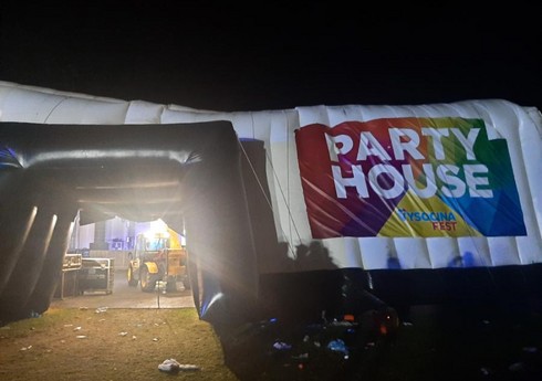 Çexiyada musiqi festivalında yaranan izdiham zamanı 12 nəfər xəsarət alıb