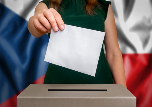 Çexiyada Senat və yerli hakimiyyət orqanlarına seçkilər başa çatıb