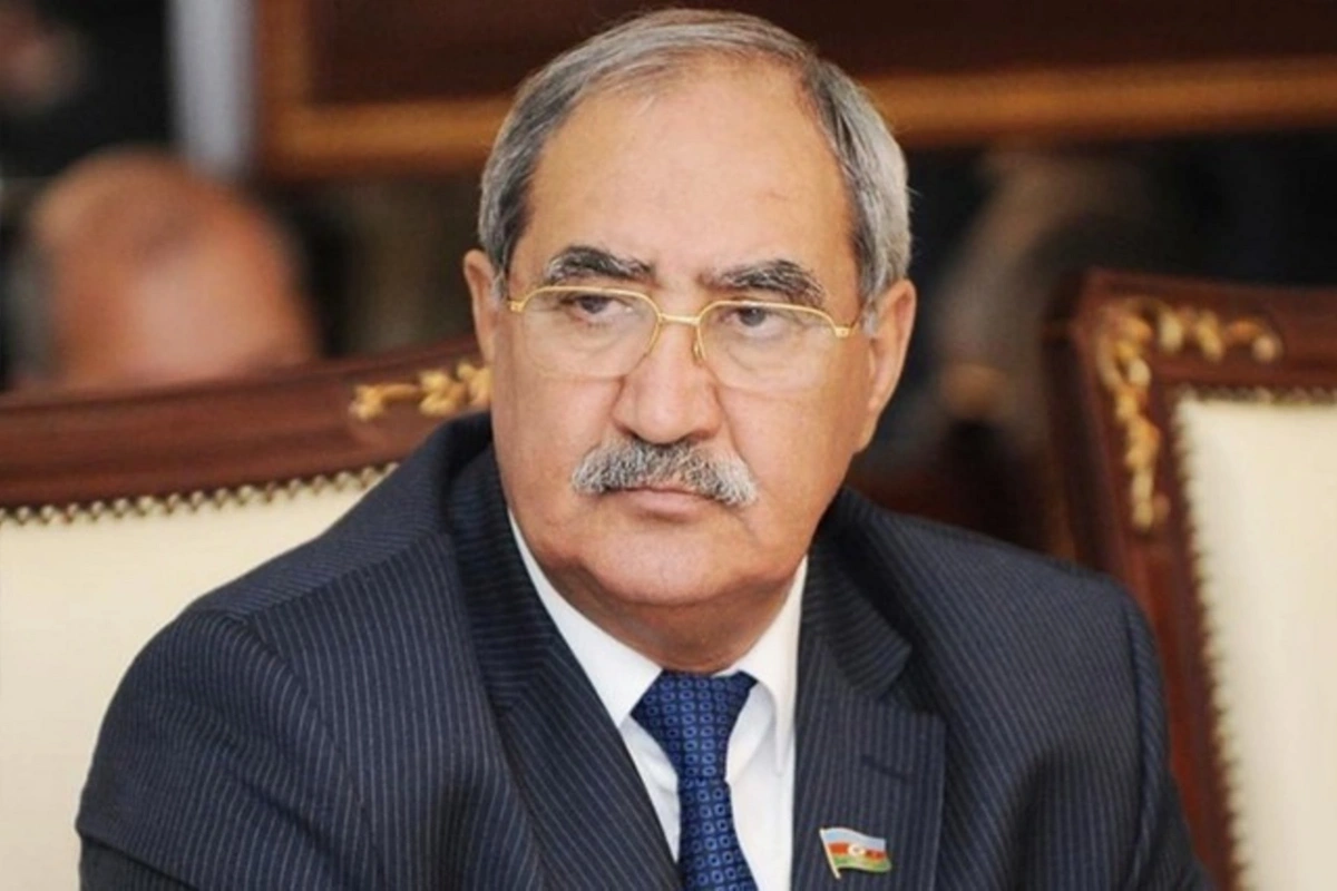 Fəzail Ağamalı vəfat etdi