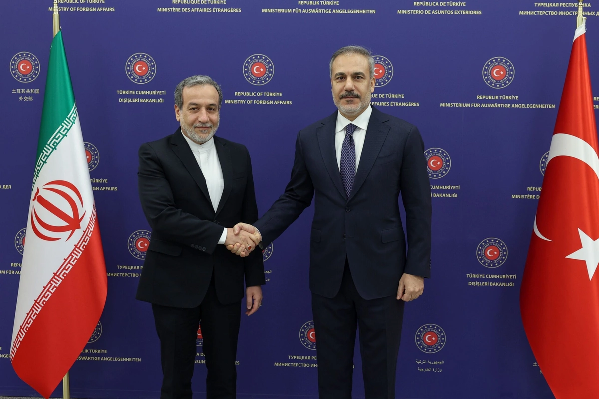 Fidan və Əraqçi İranın nüvə proqramını müzakirə ediblər
