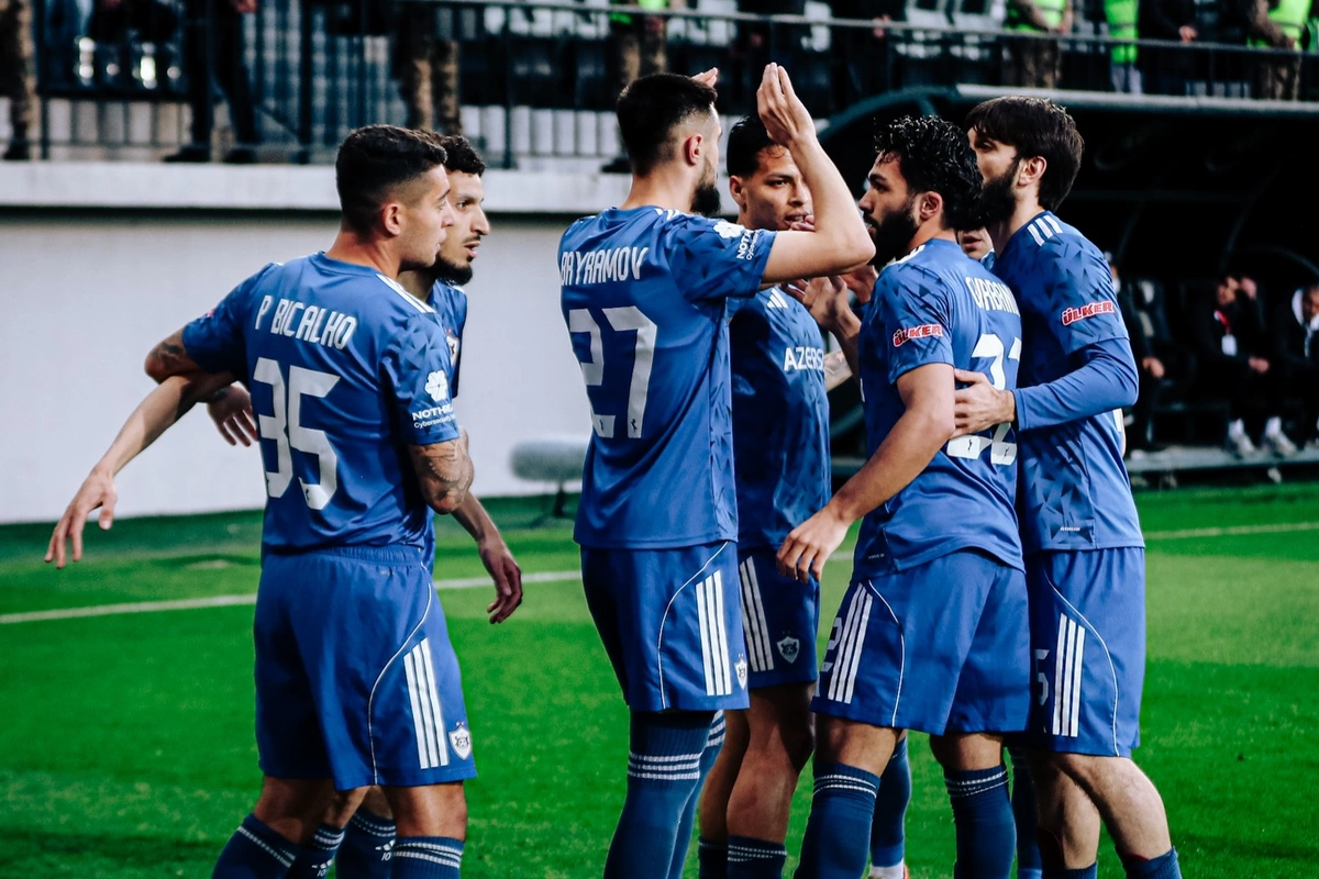 FIFA bu futbolçuya görə 