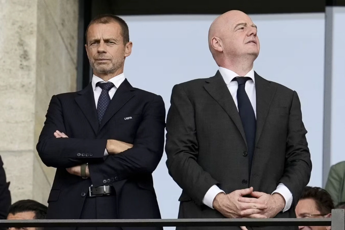 FIFA ilə UEFA arasında gərginlik: Yeni qaydalar dünya futbolunu iki cəbhəyə bölüb FIFA ilə UEFA arasında gərginlik: Yeni qaydalar dünya futbolunu iki cəbhəyə bölüb