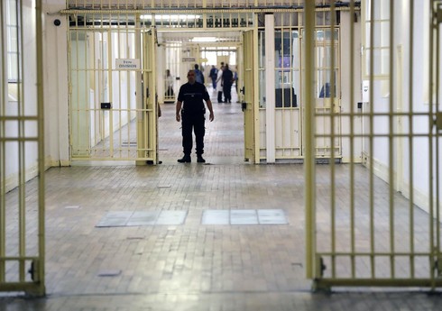 Fransada məhbusların sayı rekorda çatıb