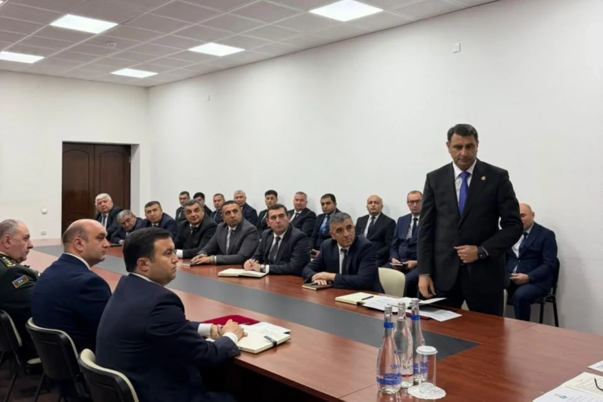 Gədəbəyin yeni icra başçısı kollektivə təqdim olunub