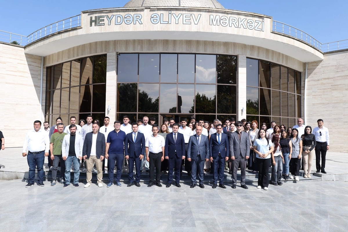 Gənclər Evlərinin direktor və əməkdaşları üçün 