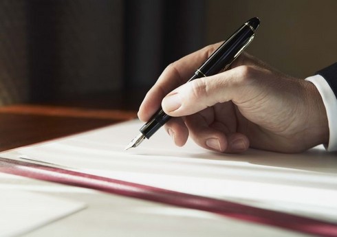 “Gömrük tarifi haqqında” qanunda dəyişiklik I oxunuşda qəbul edilib