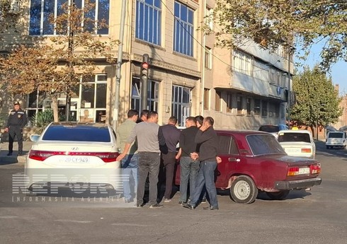 Gəncədə üç minik avtomobili toqquşub