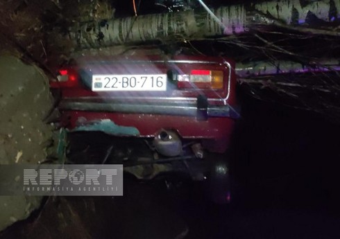 Goranboyda avtomobil aşıb, xəsarət alanlar var