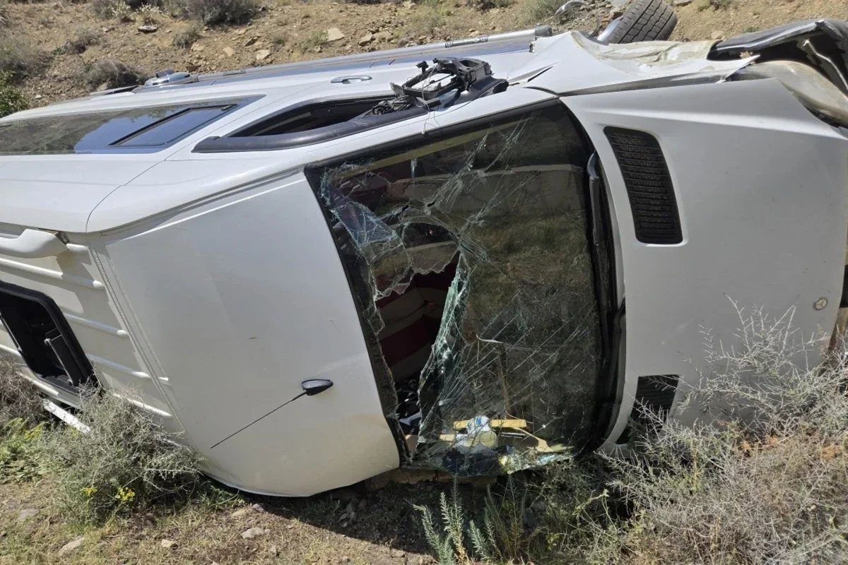 Göygöldə mikroavtobus aşdı, yaralılar var Göygöldə mikroavtobus aşdı, yaralılar var