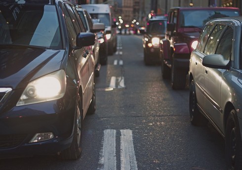 Göygöldə avtomobil yolunda yaranmış tıxac aradan qaldırılıb