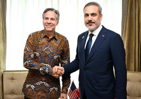 Hakan Fidan Antoni Blinkenə: “YPG ilə əməkdaşlıqdan vaz keçin”