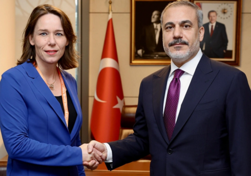 Hakan Fidan niderlandlı həmkarı ilə Qəzzadakı vəziyyəti müzakirə edib