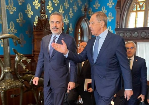 Hakan Fidan rusiyalı həmkarı ilə görüşüb