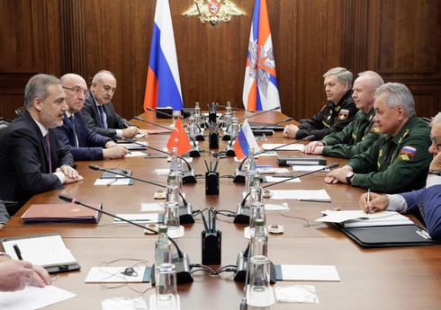 Hakan Fidan Sergey Şoyqu ilə görüşüb, 